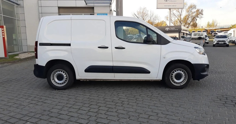 Toyota Proace City cena 68999 przebieg: 65000, rok produkcji 2022 z Wąbrzeźno małe 211